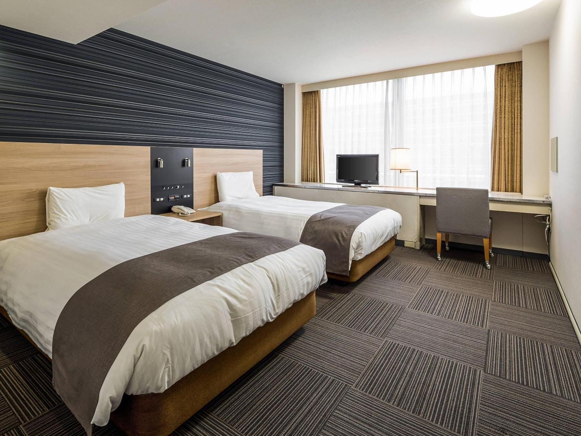 Standard Twin Room - Non-Smoking